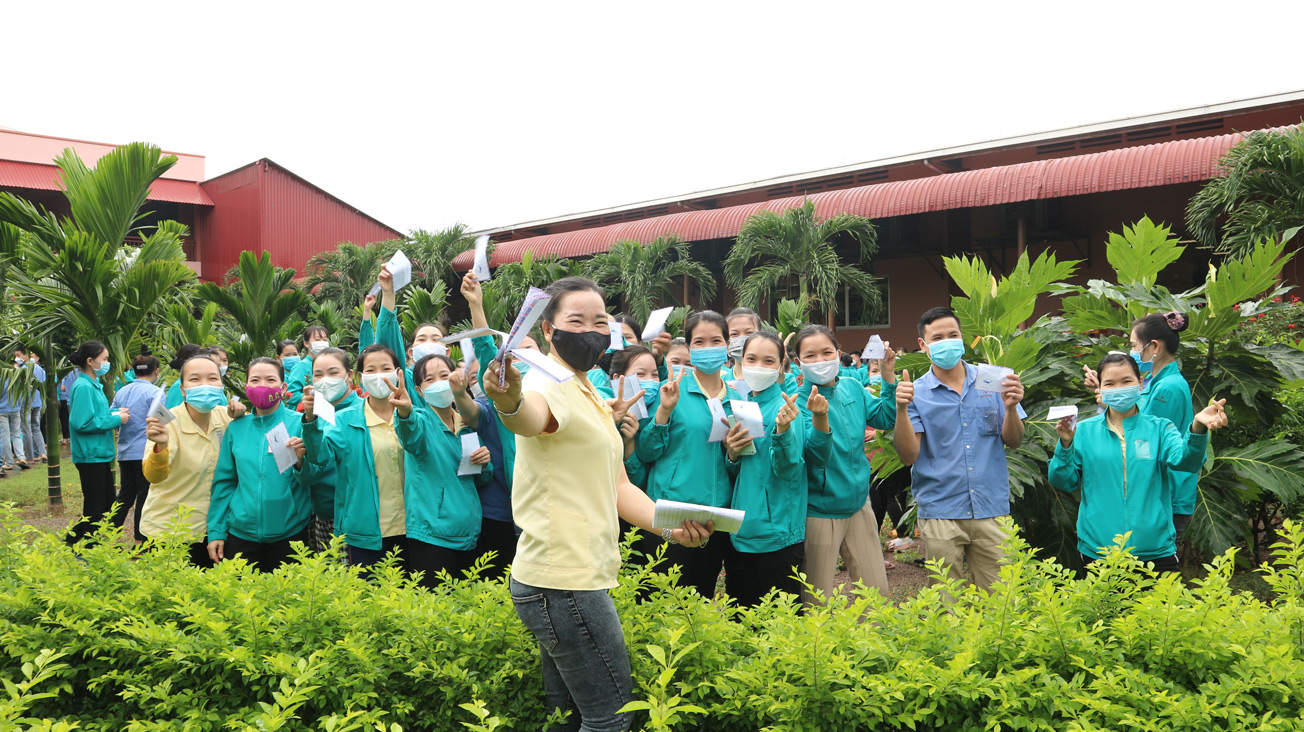 Überschwemmung in Zentral-Vietnam: Tatonka unterstützt geschädigte Mitarbeiter mit 30.000 Euro Spende